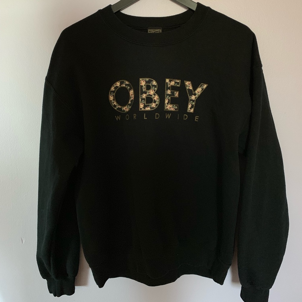 obey sweatshirt